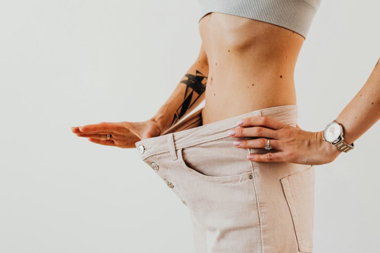 The Sustainable Way to Lose Weight: Building Habits that Last